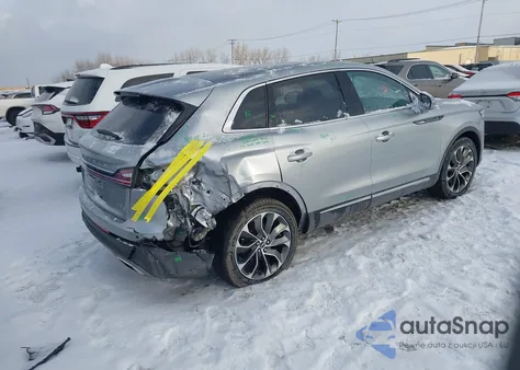 2021 Lincoln Nautilus Reserve z USA, uszkodzony, nr VIN 2LMPJ6K96MBL02536